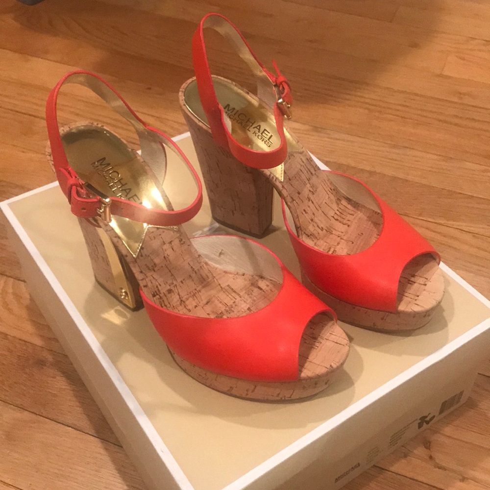 Michael Kors London Platform